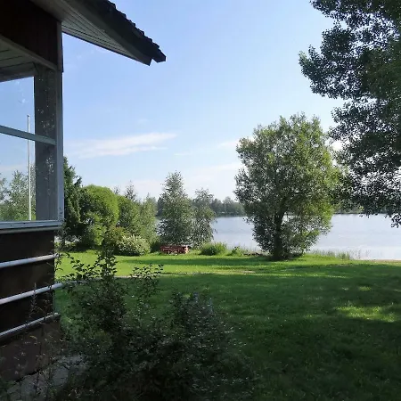 Villa Lomakoivulehto Saarijärvi