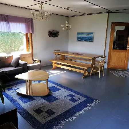 Lomakoivulehto Villa *