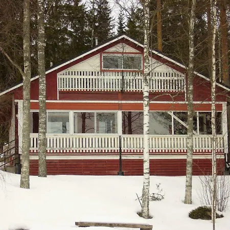 Villa Lomakoivulehto *