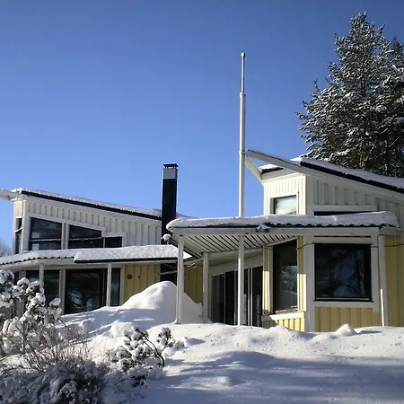 Villa Lomakoivulehto *