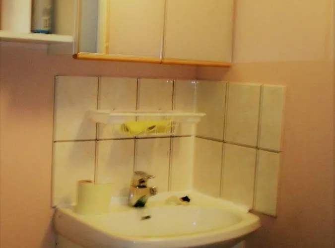 Lomakoivulehto 萨里耶尔维