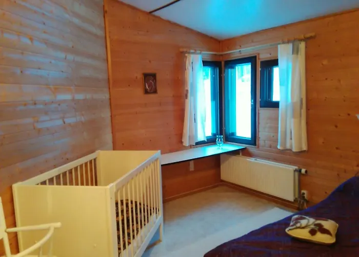 Βίλα Lomakoivulehto Saarijärvi