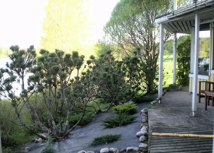 别墅 Lomakoivulehto 萨里耶尔维